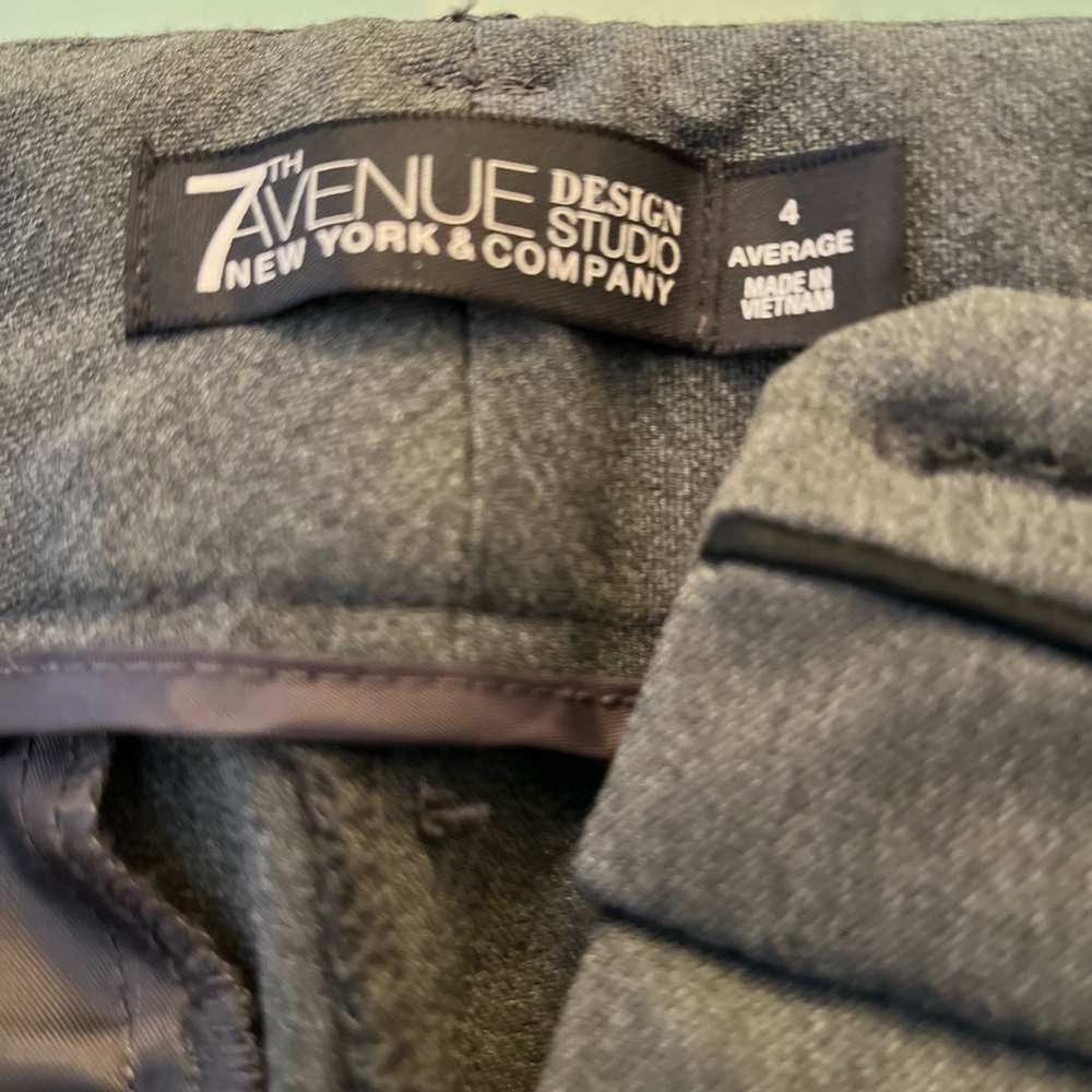 7th Avenue Gray Dress Pants. Charcoal Grey Size 4 Women’s